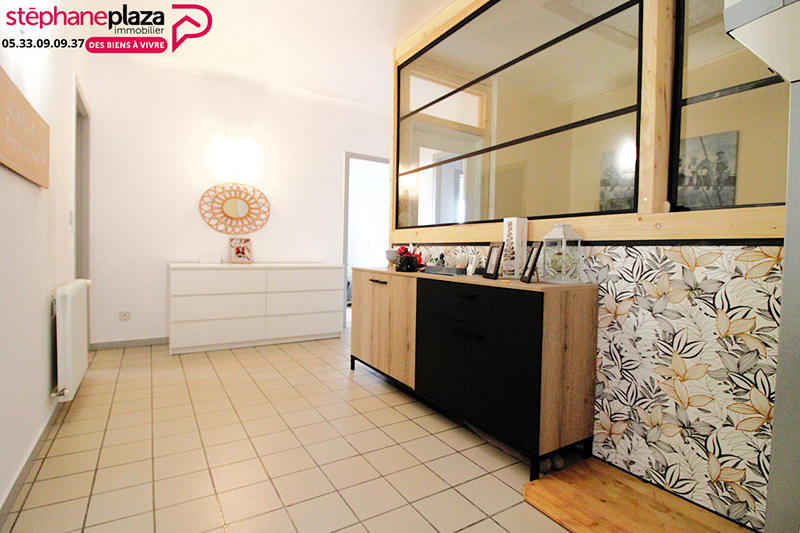 Loft - 123 m² - 5 pièces