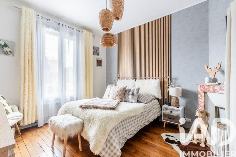 Maison - 122 m² - 6 pièces