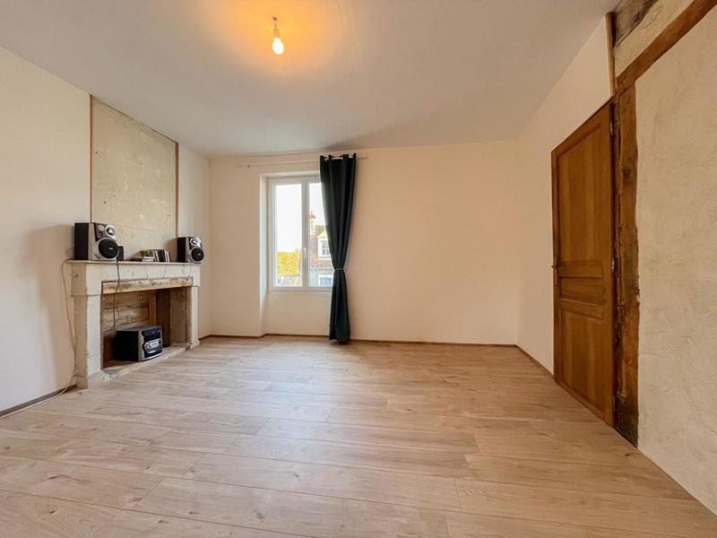 Maison - 165 m² - 8 pièces