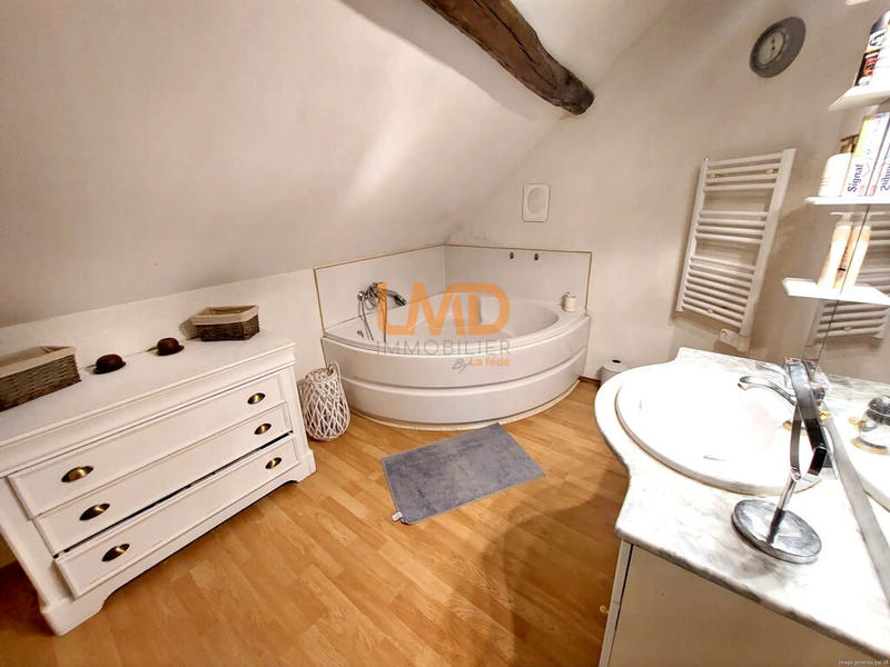 Maison en pierre - 185 m² - 7 pièces