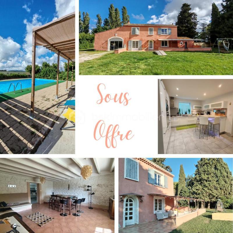 Maison traditionnelle - 330 m² - 11 pièces