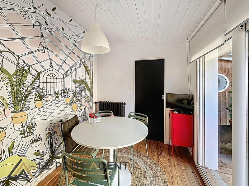 Maison - 140 m² - 5 pièces