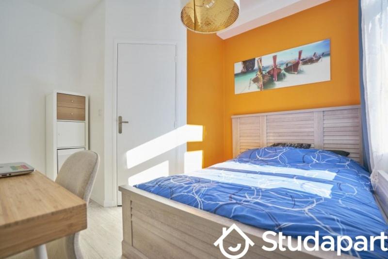 Chambre - 10 m² - 1 pièce