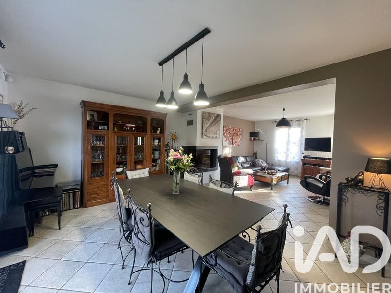 Maison - 158 m² - 8 pièces