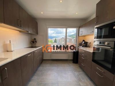 Appartement - 106 m² - 5 pièces