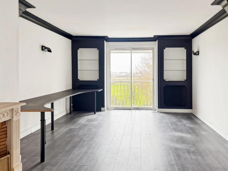 Maison - 309 m² - 10 pièces