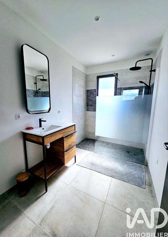 Maison - 145 m² - 5 pièces