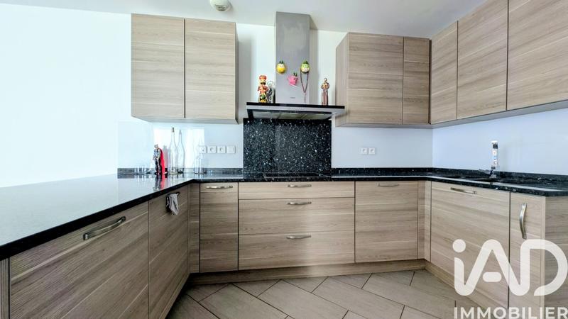 Maison - 101 m² - 5 pièces