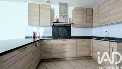 Maison - 101 m² - 5 pièces