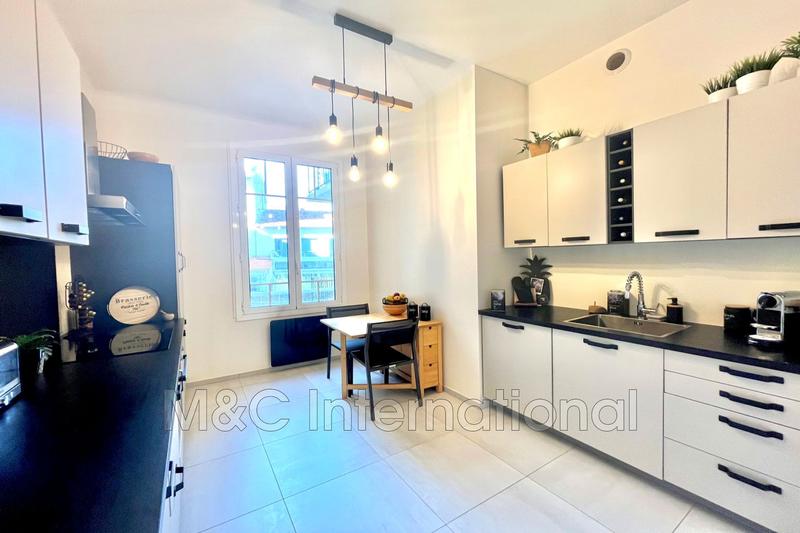 Appartement - 108 m² - 3 pièces