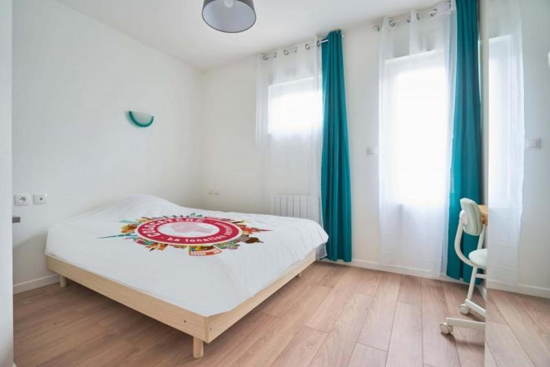 Maison - 145 m² - 9 pièces