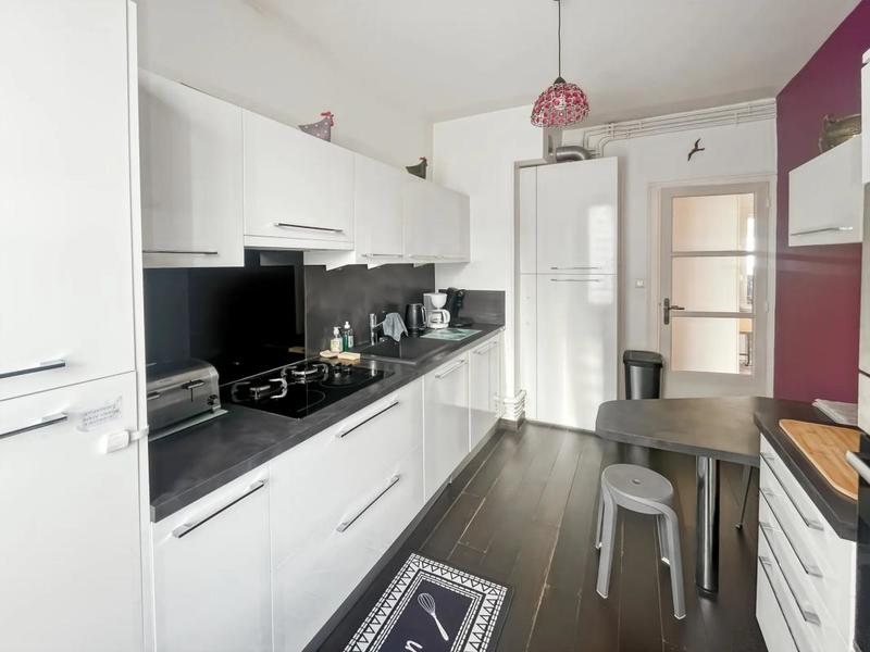 Appartement - 85 m² - 4 pièces