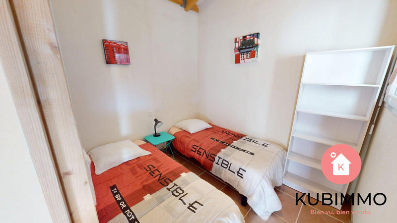 Maison traditionnelle - 175 m² - 8 pièces