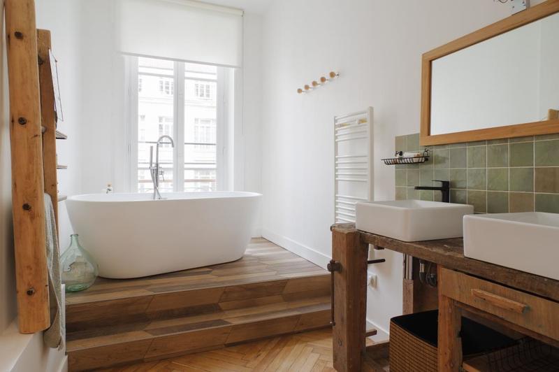 Appartement - 200 m² - 5 pièces