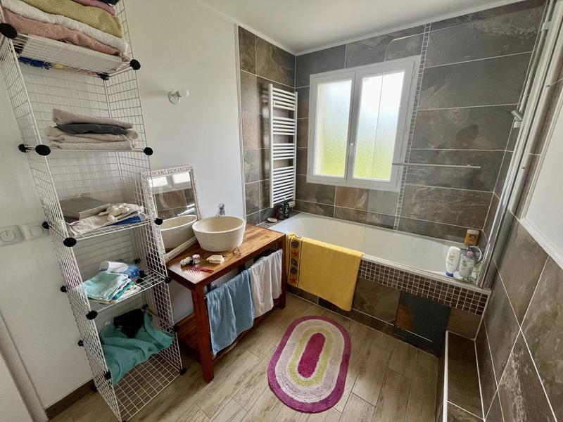 Maison - 89 m² - 4 pièces