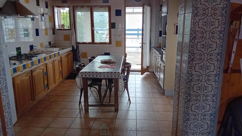 Maison contemporaine - 220 m² - 7 pièces