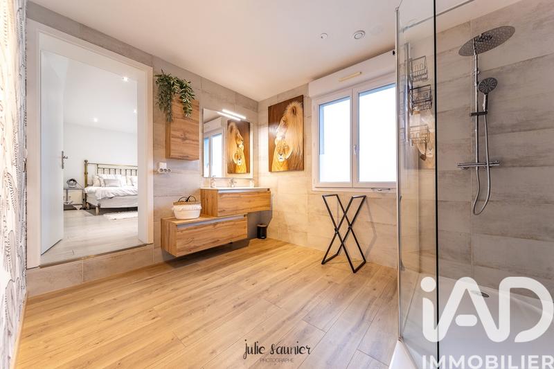 Maison - 145 m² - 7 pièces