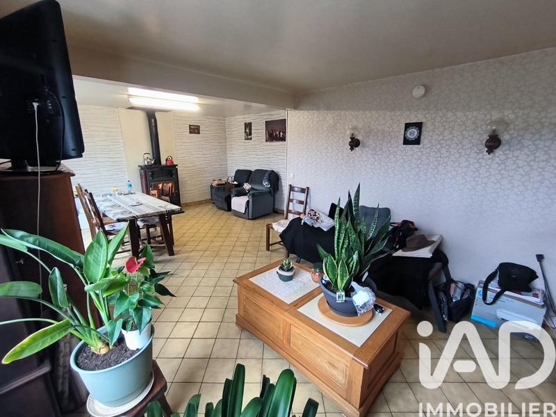 Maison - 93 m² - 5 pièces