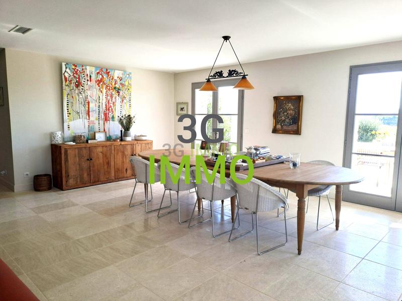 Maison en pierre - 202 m² - 7 pièces