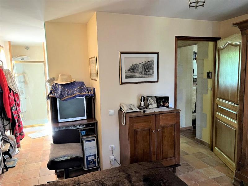 Propriété - 220 m² - 8 pièces