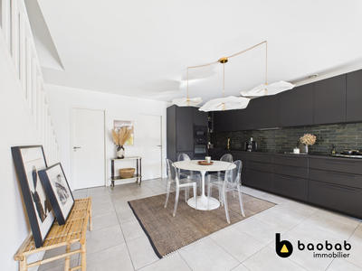 Maison - 122 m² - 5 pièces