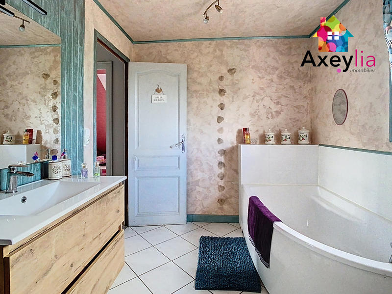 Maison - 127 m² - 6 pièces