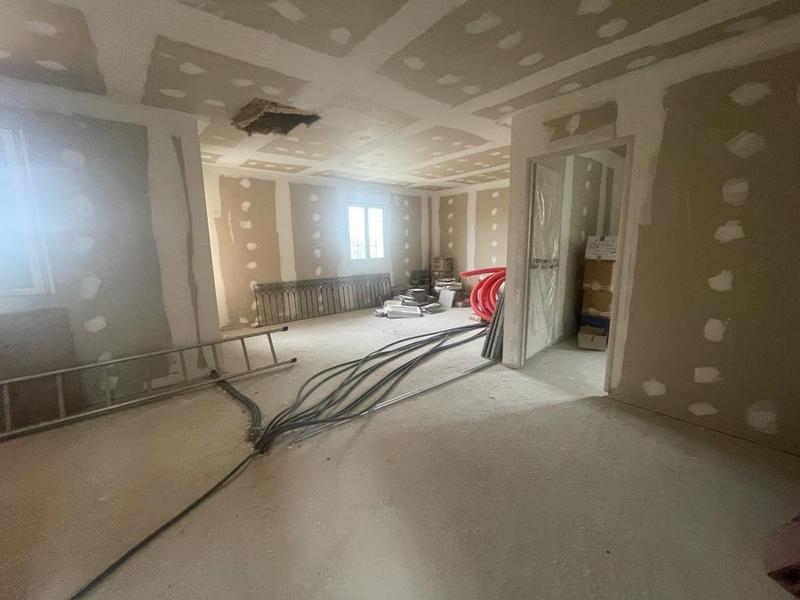 Villa - 384 m² - 8 pièces