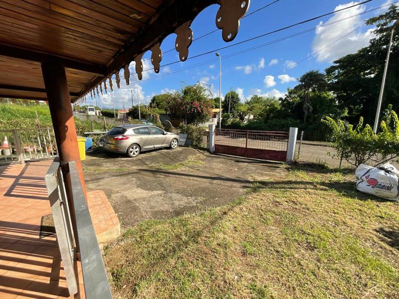 Maison - 74 m² - 4 pièces