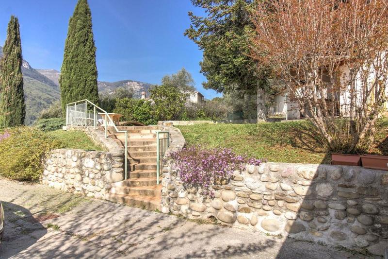 Maison - 170 m² - 7 pièces