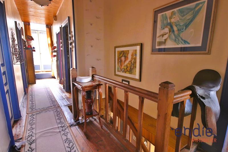 Maison de village - 216 m² - 10 pièces