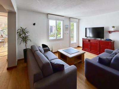 Maison - 138 m² - 6 pièces