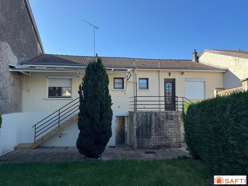 Maison - 90 m² - 4 pièces