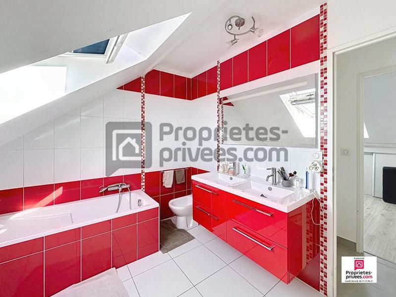 Maison - 186 m² - 6 pièces