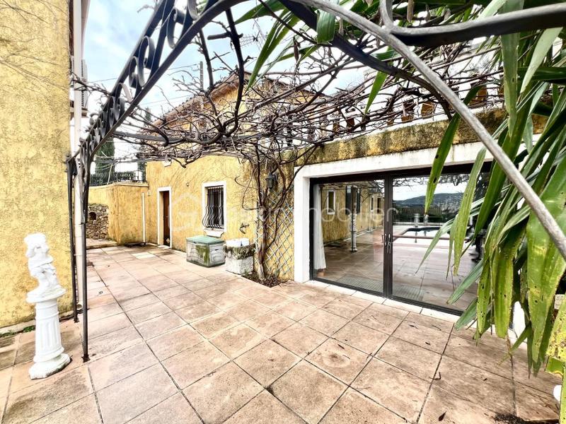 Villa - 165 m² - 6 pièces