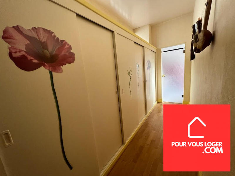 Maison - 200 m² - 7 pièces