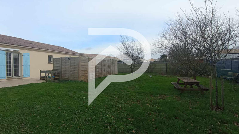 Maison - 95 m² - 5 pièces