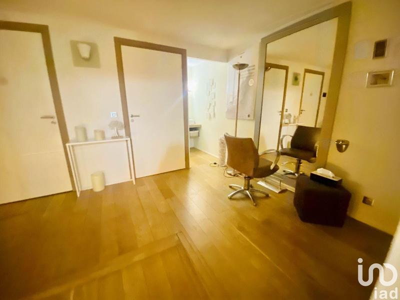 Local commercial - 110 m²