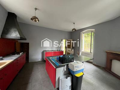 Maison - 130 m² - 5 pièces