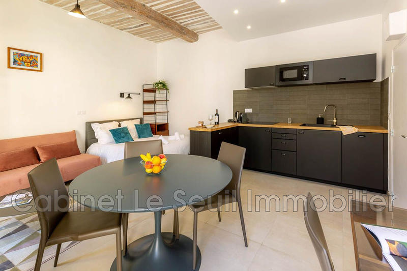 Maison - 200 m² - 8 pièces