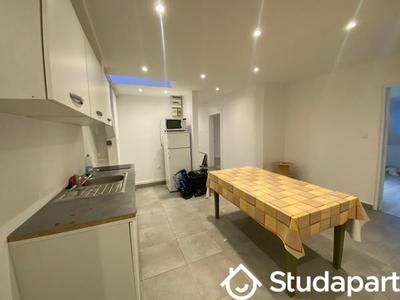 Chambre - 12 m² - 1 pièce