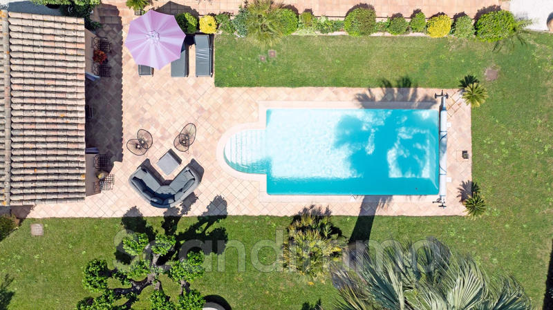 Maison - 162 m² - 7 pièces