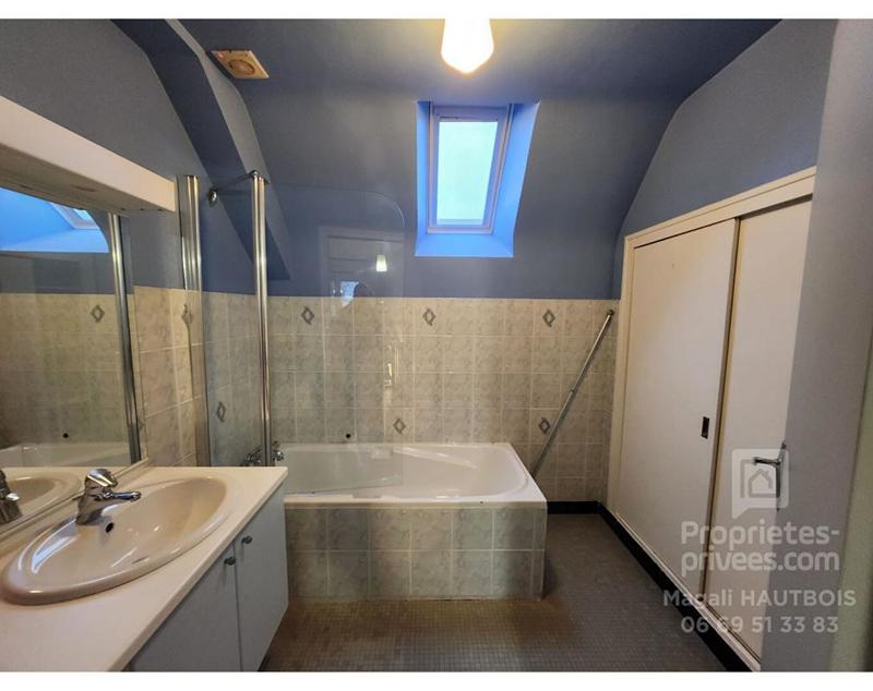 Maison - 141 m² - 6 pièces