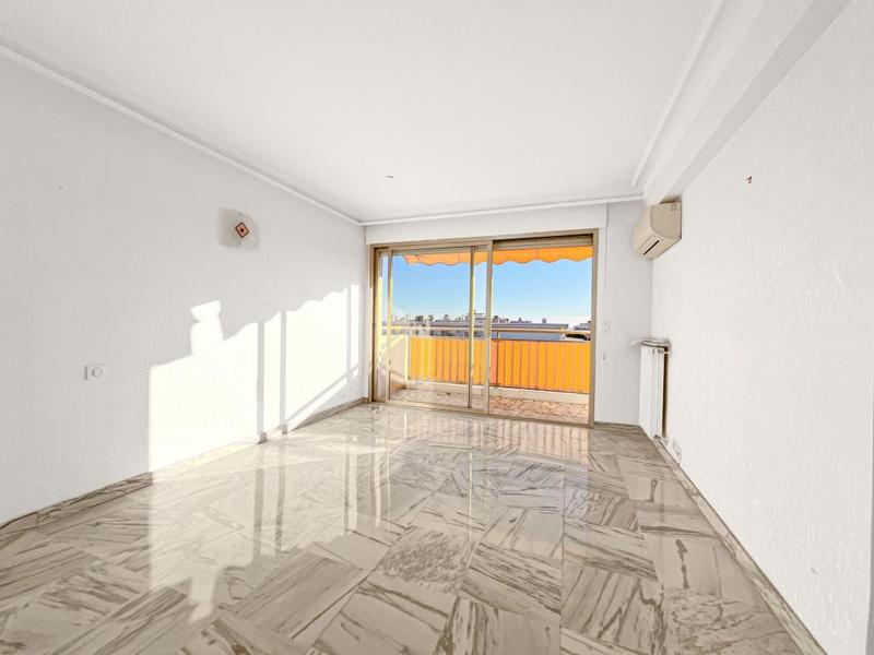 Appartement - 96 m² - 4 pièces