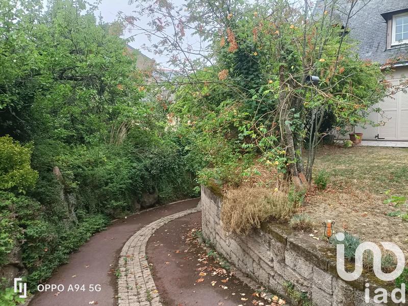 Maison - 168 m² - 9 pièces