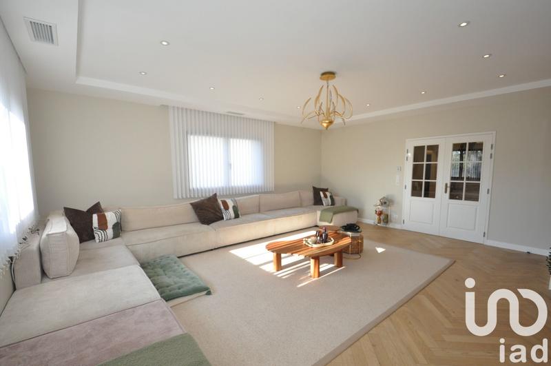 Maison de maîtres - 280 m² - 8 pièces