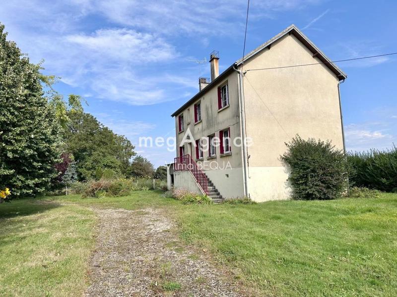 Maison - 137 m² - 8 pièces