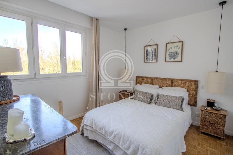 Appartement - 80 m² - 4 pièces