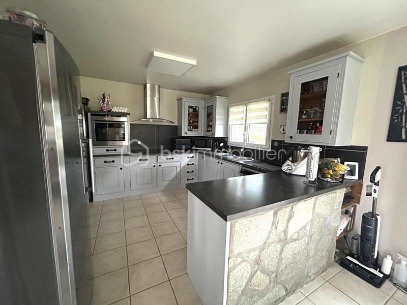 Maison traditionnelle - 140 m² - 7 pièces