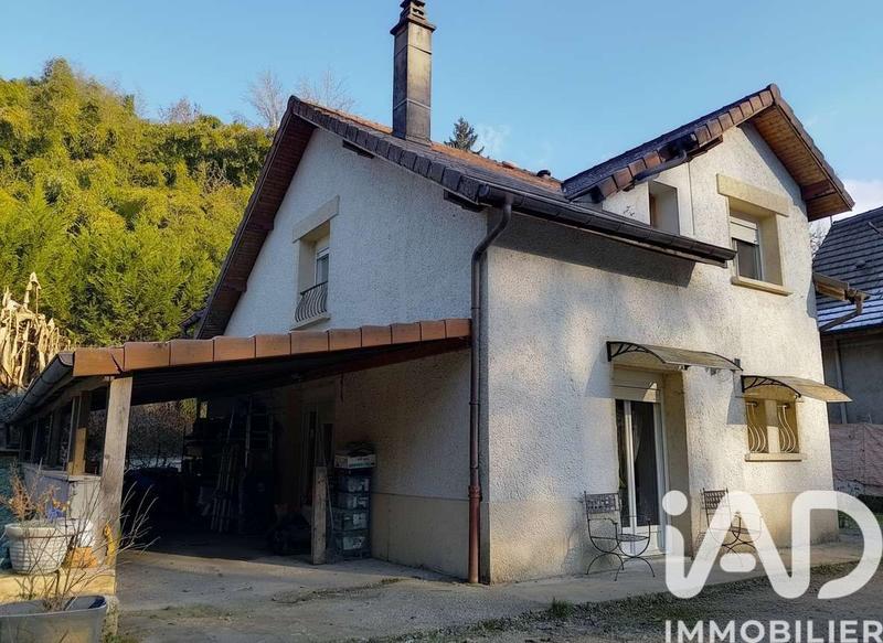 Maison - 105 m² - 6 pièces