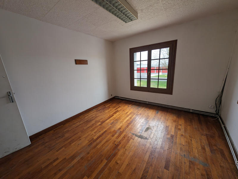 Maison - 200 m² - 7 pièces